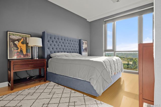 701 Ridge Hill Boulevard PHF, Yonkers, NY 10710