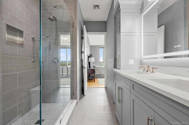 701 Ridge Hill Boulevard PHF, Yonkers, NY 10710