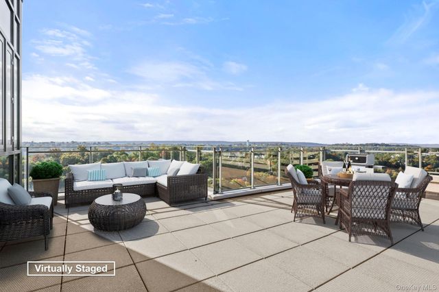 701 Ridge Hill Boulevard PHF, Yonkers, NY 10710