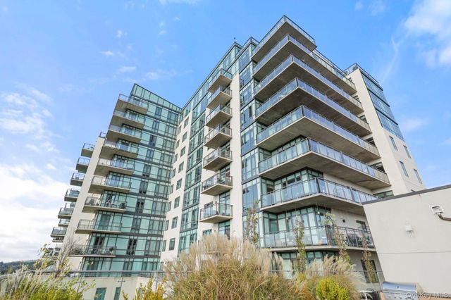 701 Ridge Hill Boulevard PHF, Yonkers, NY 10710