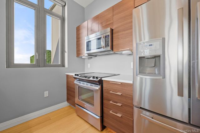 701 Ridge Hill Boulevard PHF, Yonkers, NY 10710