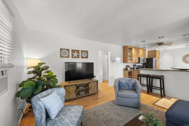 244 DATE AVE, Imperial Beach, CA 91932