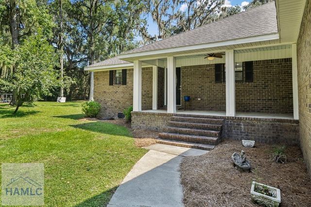 120 Pinetree Road, Midway, GA 31320