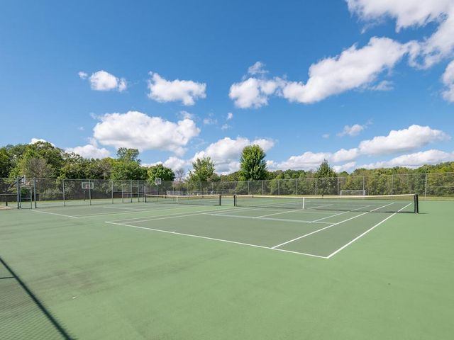 15344 64th Place N, Maple Grove, MN 55311