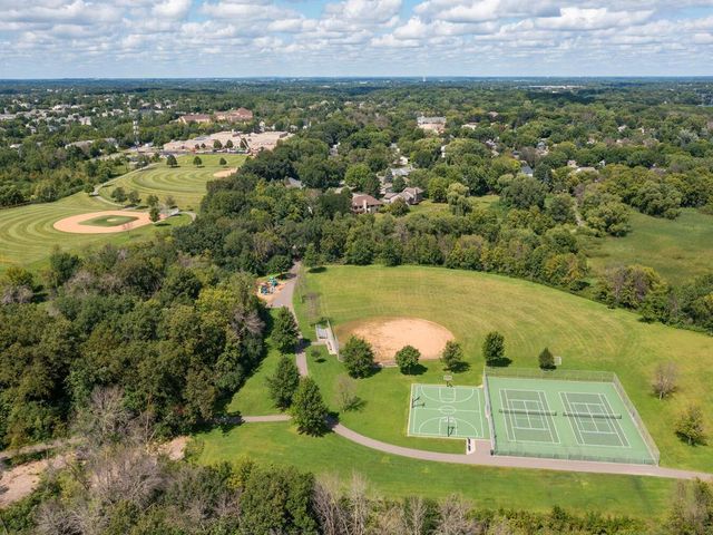 15344 64th Place N, Maple Grove, MN 55311