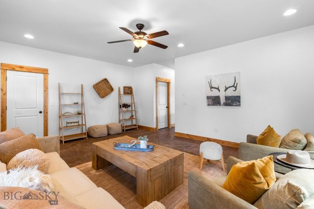 2464 Ferguson Avenue, Bozeman, MT 59718