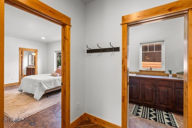 2464 Ferguson Avenue, Bozeman, MT 59718