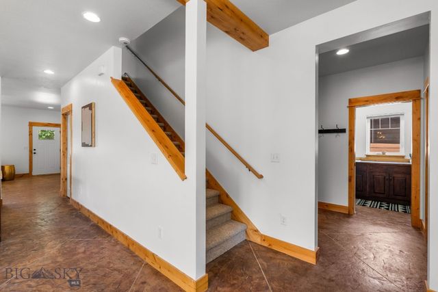 2464 Ferguson Avenue, Bozeman, MT 59718