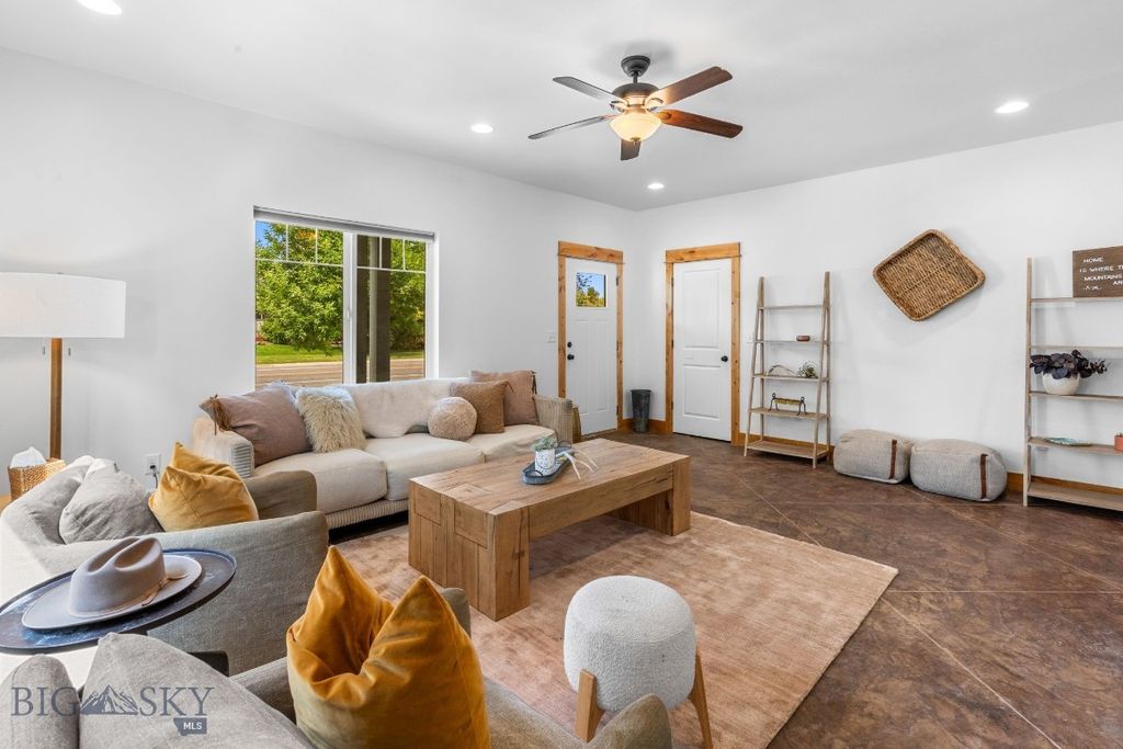 2464 Ferguson Avenue, Bozeman, MT 59718