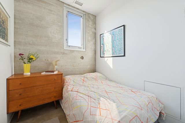 2054 W Grand Avenue, Chicago, IL 60612
