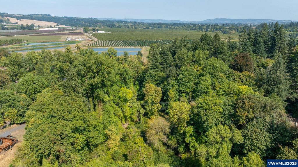Image 10 of property listing at Lot 1700 SE Palmer Ln, Dayton, OR 97114