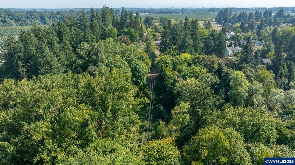 Image 13 of property listing at Lot 1700 SE Palmer Ln, Dayton, OR 97114