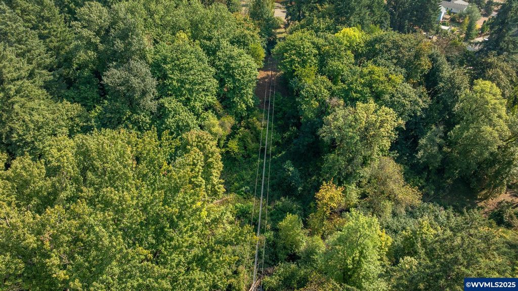 Image 14 of property listing at Lot 1700 SE Palmer Ln, Dayton, OR 97114