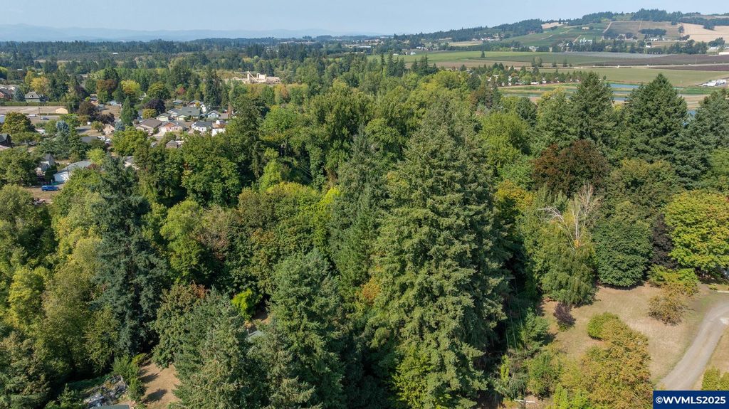 Image 7 of property listing at Lot 1700 SE Palmer Ln, Dayton, OR 97114