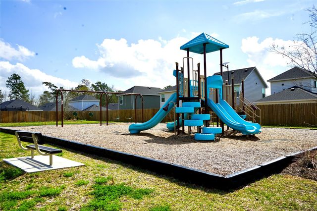 16790 N Marie Village Drive, Conroe, TX 77306