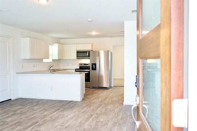 16790 N Marie Village Drive, Conroe, TX 77306