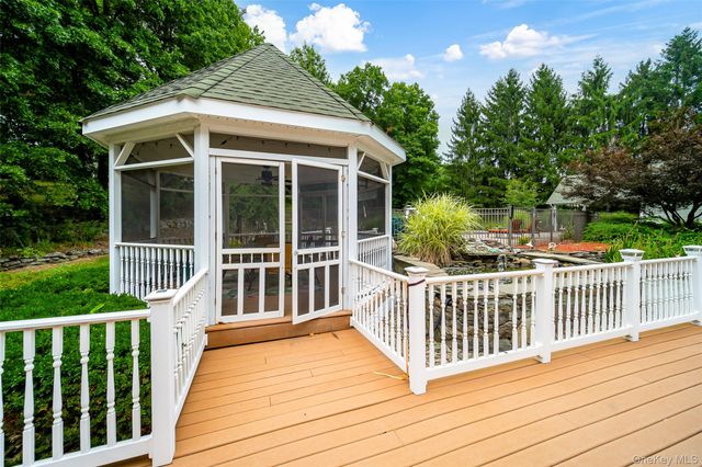 4 Fox Hollow Drive, Blooming Grove, NY 10914