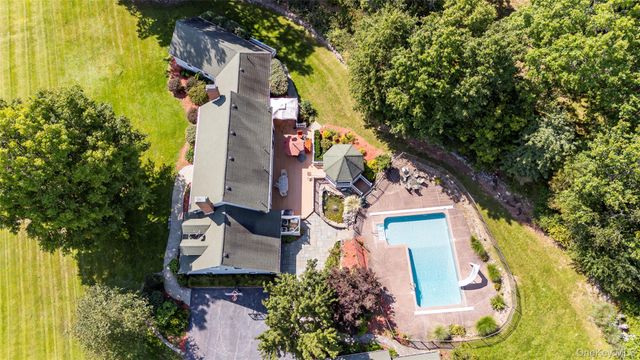 4 Fox Hollow Drive, Blooming Grove, NY 10914