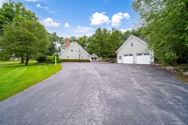 4 Fox Hollow Drive, Blooming Grove, NY 10914