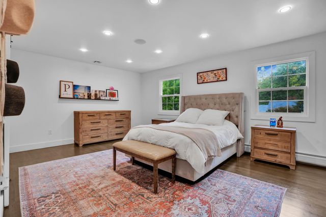 29 DEARBORN DR, Old Tappan, NJ 07675