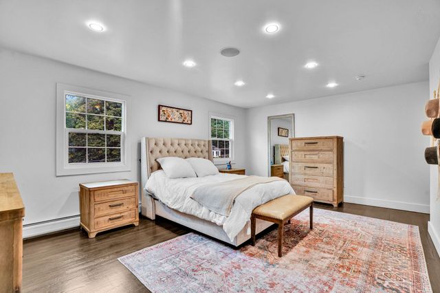 29 DEARBORN DR, Old Tappan, NJ 07675