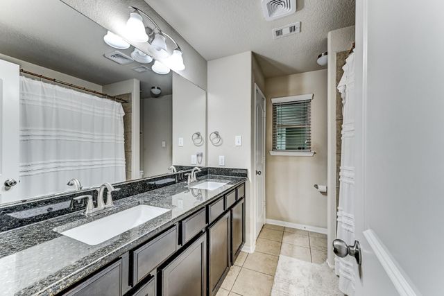 9110 Wapiti Trail, Conroe, TX 77303