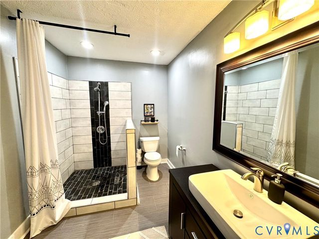 733 Arnold Ave, Richmond, VA 23222