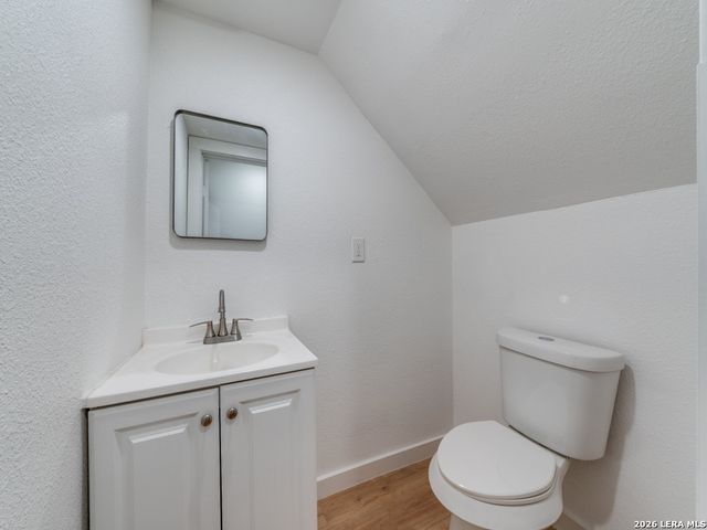 2207 Burnet, San Antonio, TX 78202