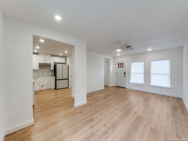 2207 Burnet, San Antonio, TX 78202