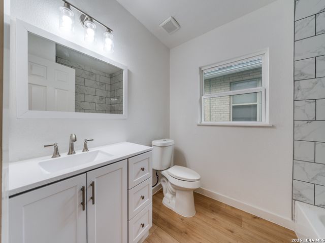 2207 Burnet, San Antonio, TX 78202