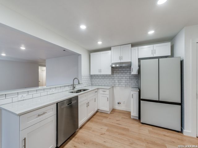 2207 Burnet, San Antonio, TX 78202