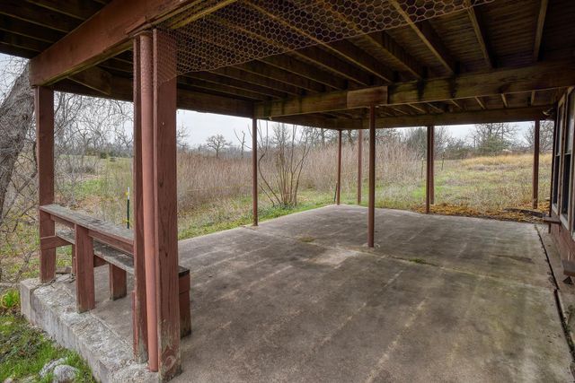 537 Leisure LN, Cedar Creek, TX 78612