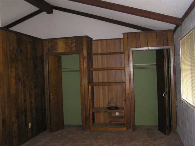 537 Leisure LN, Cedar Creek, TX 78612