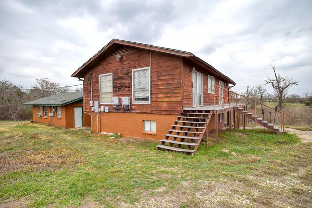 537 Leisure LN, Cedar Creek, TX 78612