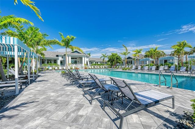 9920 CRYSTAL ISLE CIRCLE, Sarasota, FL 34241
