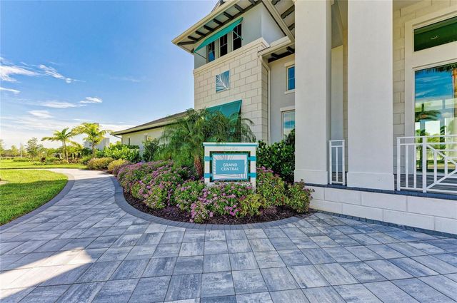 9920 CRYSTAL ISLE CIRCLE, Sarasota, FL 34241