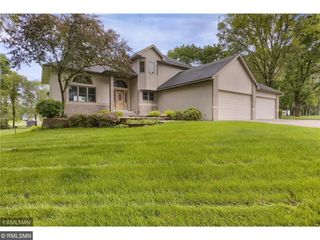 729 152nd Avenue NE, Ham Lake, MN 55304
