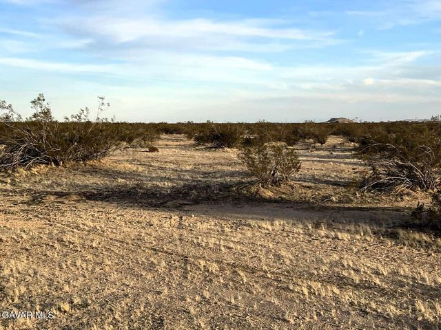 15884 Washburn Boulevard, California City, CA 93505