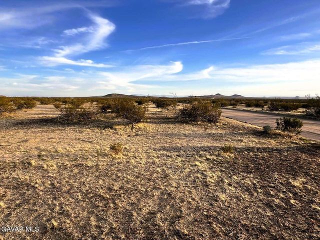 15884 Washburn Boulevard, California City, CA 93505