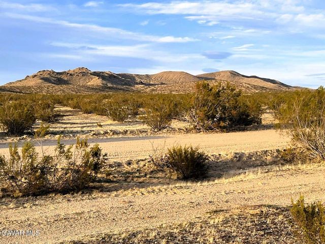 15884 Washburn Boulevard, California City, CA 93505