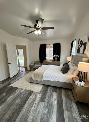 1305 Quartz Hill Road, Bakersfield, CA 93307