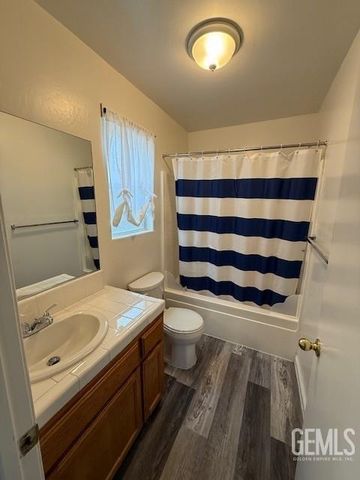 1305 Quartz Hill Road, Bakersfield, CA 93307