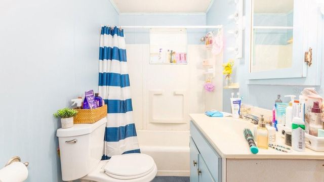 20 FLORIDA STREET, Frostproof, FL 33843