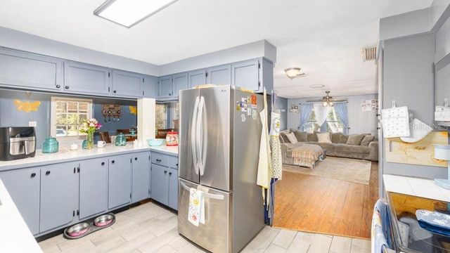 20 FLORIDA STREET, Frostproof, FL 33843