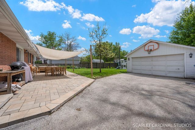 1910 E LIBERTY Drive, Wheaton, IL 60187