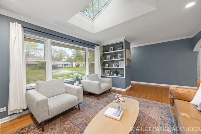1910 E LIBERTY Drive, Wheaton, IL 60187