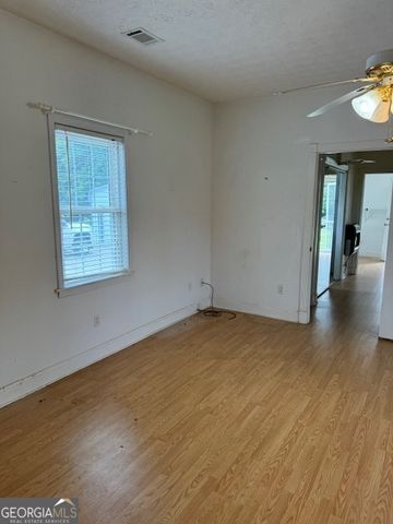 4039 Lenora Church Road, Snellville, GA 30039