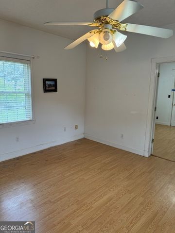 4039 Lenora Church Road, Snellville, GA 30039