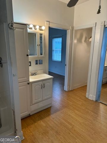 4039 Lenora Church Road, Snellville, GA 30039