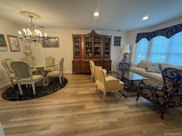 891 Altessa Boulevard, Melville, NY 11747